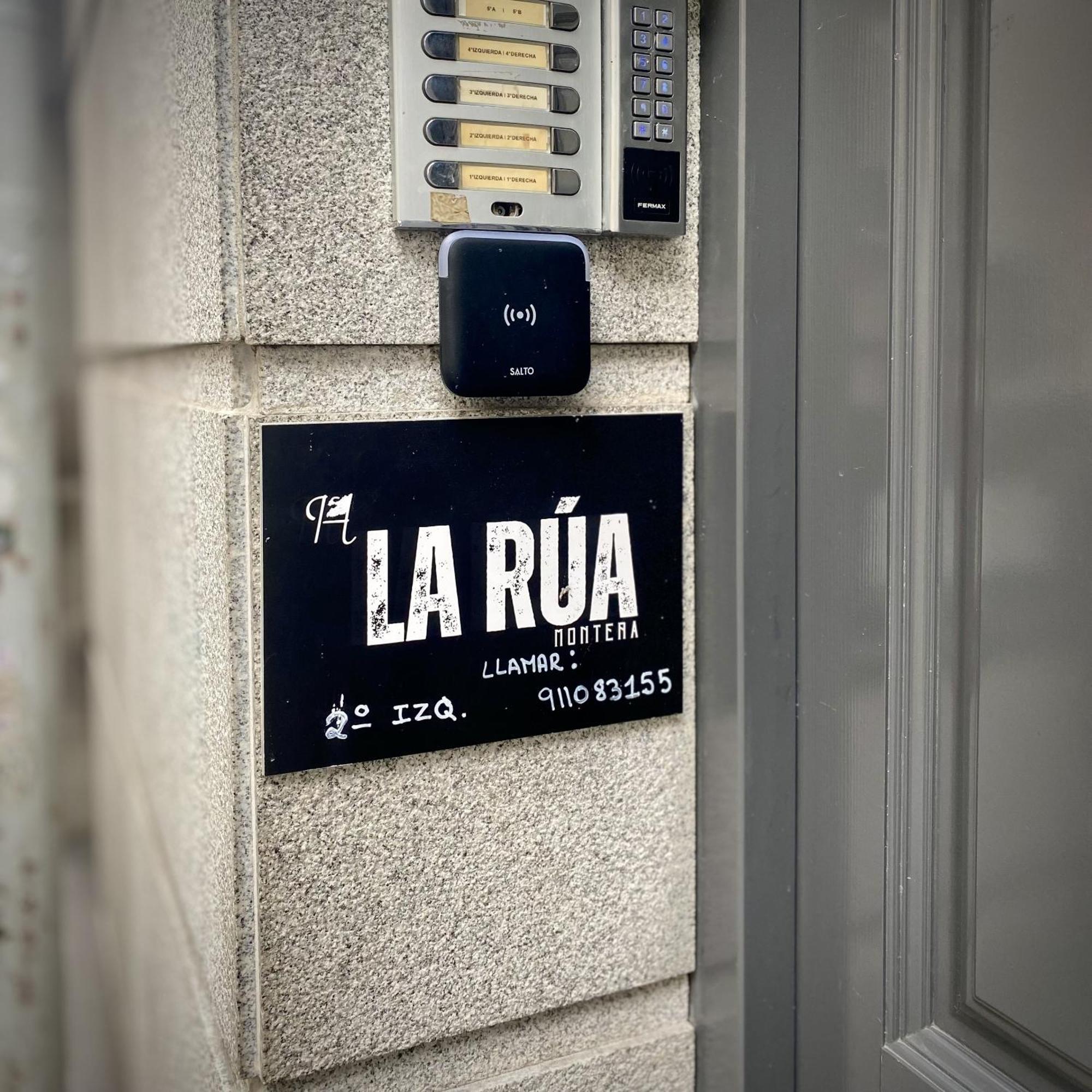 Hostal La Rua-Montera Madrid Bagian luar foto